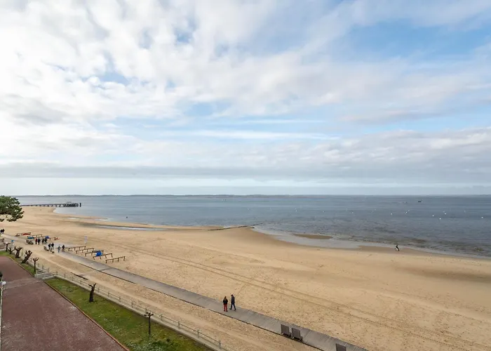 Studio Cabine Avec Balcon, Parking Prive, Acces Direct Plage, Proche Centre Ville - Fr-1-319-44