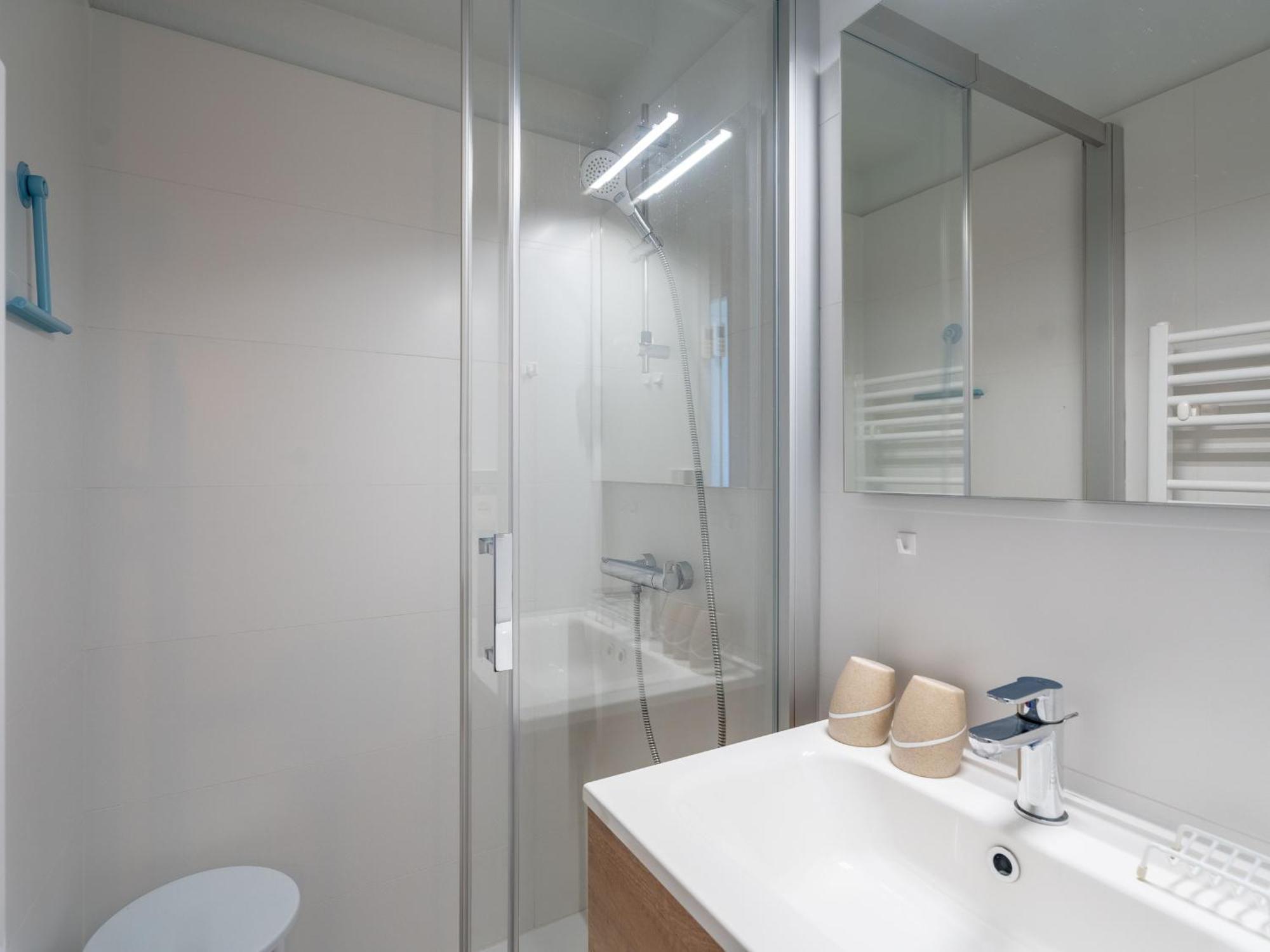 Avec Balcon, Parking Prive, Acces Direct Plage, Proche Centre - Fr-1-319-44 Apartment Arcachon