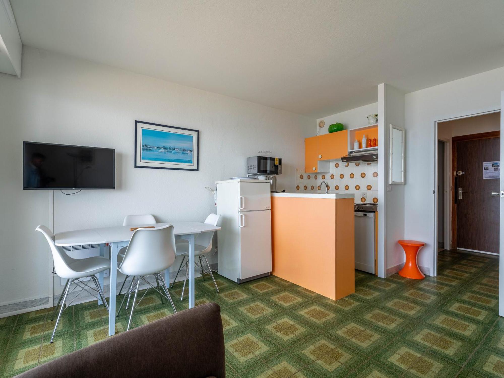 Avec Balcon, Parking Prive, Acces Direct Plage, Proche Centre - Fr-1-319-44 * Arcachon